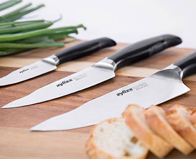 Zyliss control knives on a chopping board